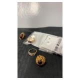4 gold tone ladies rings