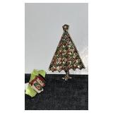 Christmas tree brooch and snowman pin