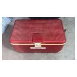 Igloo. Cooler