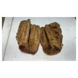 2 Rawlings Vintage Baseball Gloves Tony