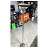 Floor lamp with stained glass shade