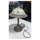 Table lamp stained glass shade