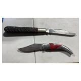 2 pocket knife's