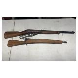 Vintage Air Rifles , 1 is Daisy, Rusting