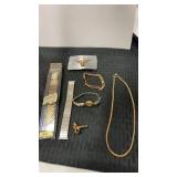 Miscellaneous gold and silver tone, jewelry,