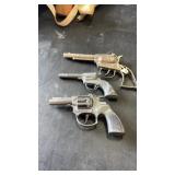 3 Vintage Toy Cap Guns, Hubley, Buffalo Bill (