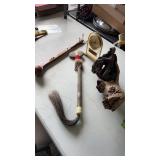 Miscellaneous decorative items