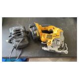DeWalt 18V Battery Jigsaw & Charger