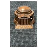 Jefferson memorial Washington DC building metal