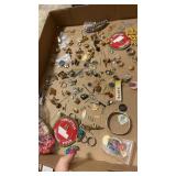 Flat of miscellaneous gold /silver tone jewelry