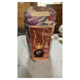 Appears new in box Lamplight Oil Lamp