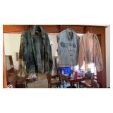 1 Levi Strauss denim vest some stains size extra