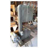 Walker - Turner Bandsaw, Powers On