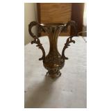 Vintage brass Vase aprox. 4.75"