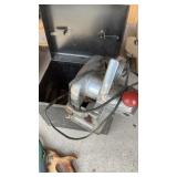 Pet Power Tools 6 1/2 clutch saw untested and