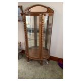 3 Shelf Curio Cabinet aprox.34.5"x65.5x15" with