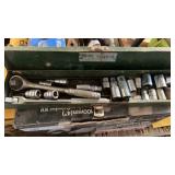 Sockets , and mire in metal box