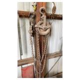 200 lb  Cast Block & Tackle & Chain