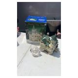 Heartland Valley Village deluxe porcelain lighted