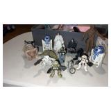 Group of miscellaneous star war figures