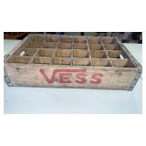 Vintage Vess Soda Wood 24 Bottle Wood Crate