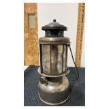Vintage Coleman lamp, quick light lantern with