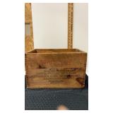 12GA Remington UMC arrow wood ammo box