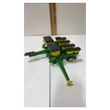 ERTL John Deere 4 row corn planter 494A for cast