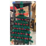Yarn Christmas tree wall decoration