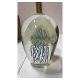 Glass jellyfish paperweight 6ï¿½ tall