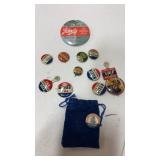 Political campaign pinbacks