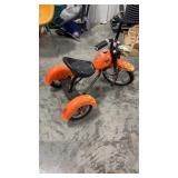 Mongoose moto goose tricycle