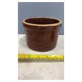 Vintage Robertï¿½s Dairy Crock w/  Crack