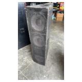 Clair Brothers Loudspeaker Set Up.  Triple 12ï¿½