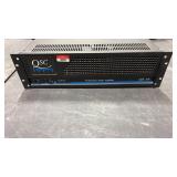 QSC AUDIO USA 370 professional power amplifier