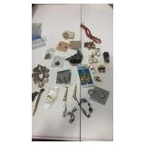 Group of gold and silver tone womanï¿½s jewelry