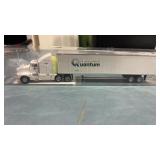 Trucks  N  stuff 1/87 scale, semi truck and