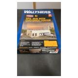 Walthers UPS Hub with Customer Center HO Scale