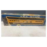AHM Union Pacific Vista Dome Car HO Gauge