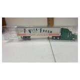 1/87 scale  semi truck and trailer