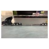 Trucks  N  stuff 1/87 scale, semi truck and
