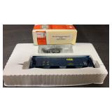 Con-Cor PS-2 HO Scale Covered Hopper Kit CSX