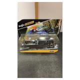Maisto Design Transporter Ford 1:64 Scale