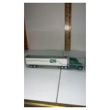 Ton Interstate semi truck and trailer 1/87 scale