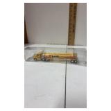 Semi truck and gas  tanker. Loves    1/87 scale