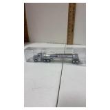 Trucks n stuff Arco truck and gas tanker 1/87