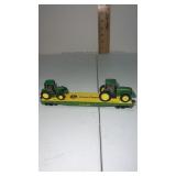 John Deere flat bed HO scale with John Deere