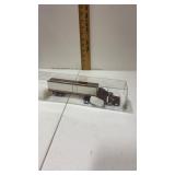 1:87 scale semi truck and trailer