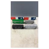 6 HO Scale Box Cars Milwaukee, Linde, and more