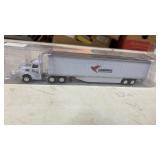 Trucks N Stuff HO Scale Peterbilt 579 w/ 53 Van